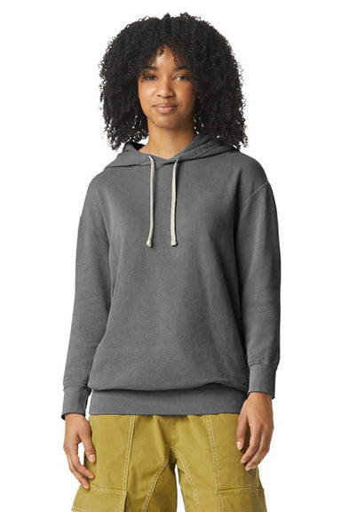 Comfort Colors 1467 Mens Garment Dyed Fleece Hooded Sweatshirt Hoodie Pepper Grey Model Front