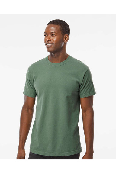 M&O 6500M Mens Vintage Garment Dyed Short Sleeve Crewneck T-Shirt Light Green Model Front