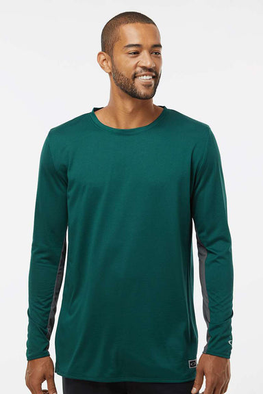 Oakley FOA402992 Mens Team Issue Hydrolix Long Sleeve Crewneck T-Shirt Team Fir Green Model Front
