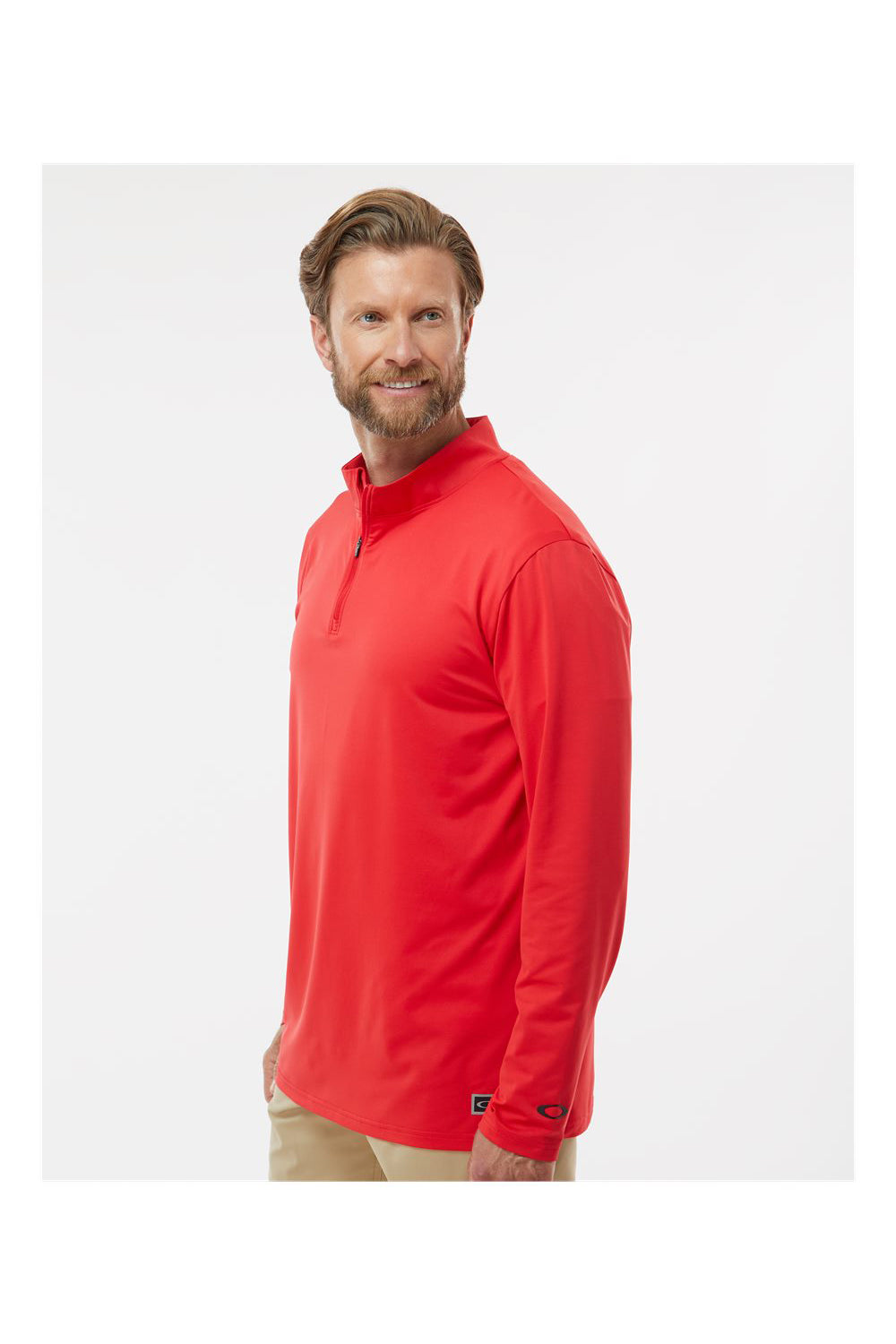 Oakley FOA402997 Mens Team Issue Podium 1/4 Zip Sweatshirt Team Red Model Side