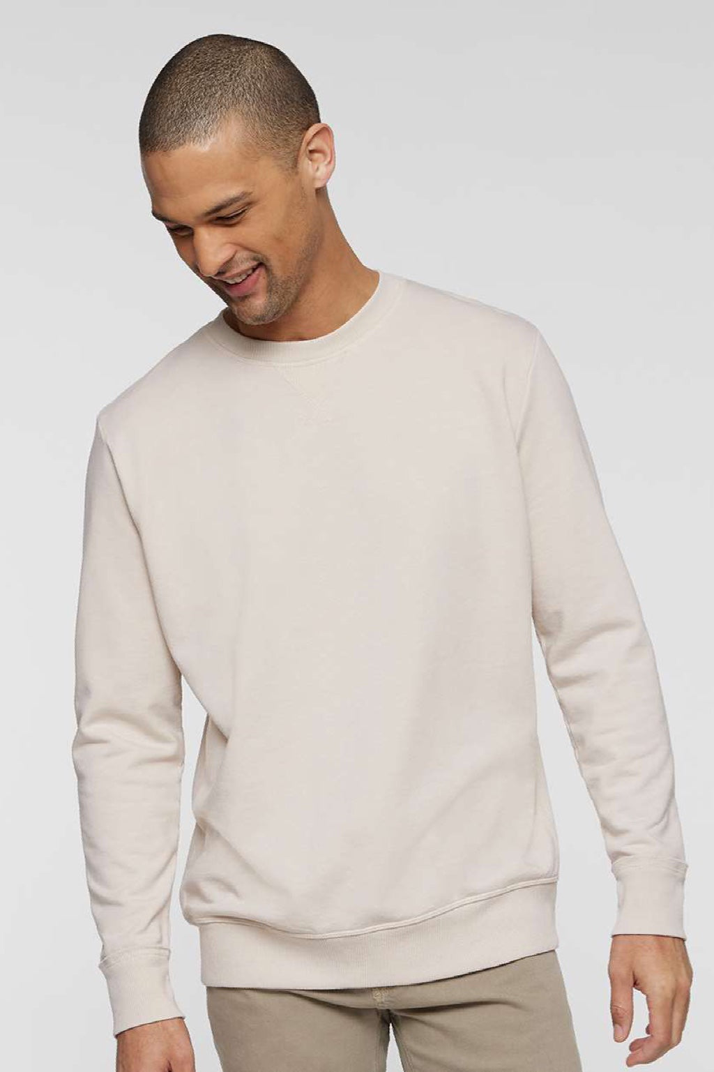 LAT 6935 Mens Vintage Wash Fleece Crewneck Sweatshirt Washed Natural Model Front