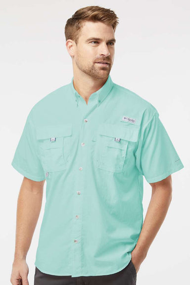 Columbia 212464 Mens PFG Bahama II Short Sleeve Button Down Shirt w/ Double Pockets Gulf Stream Green Model Front