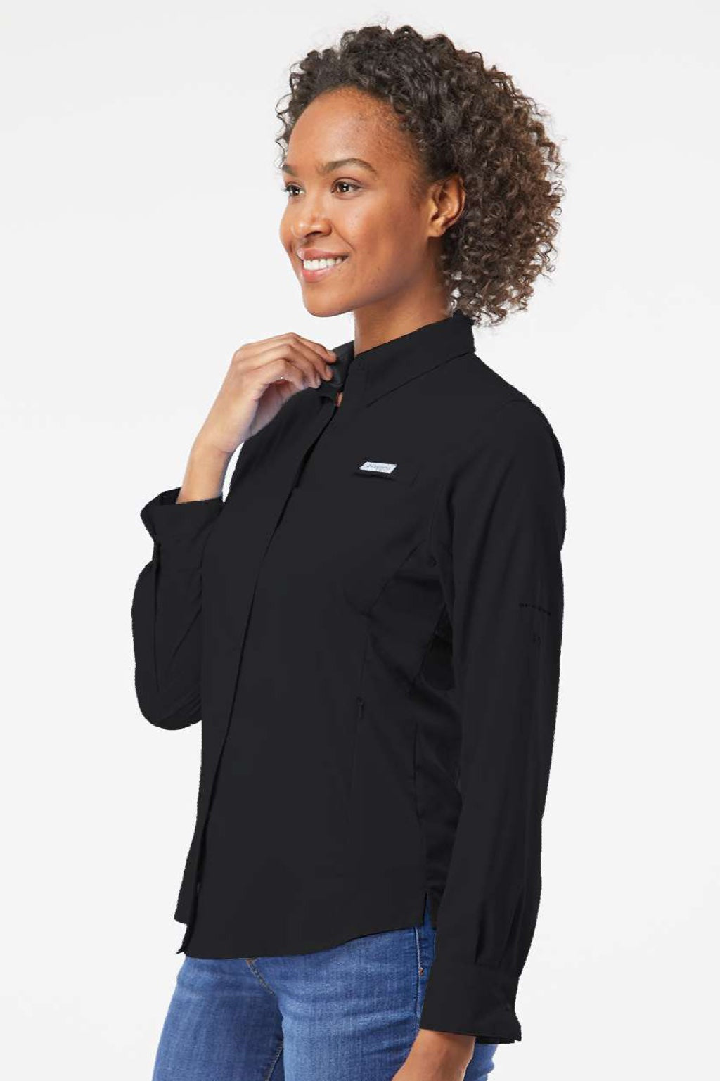 Columbia 212465 Womens PFG Tamiami II Long Sleeve Button Down Shirt Black Model Side