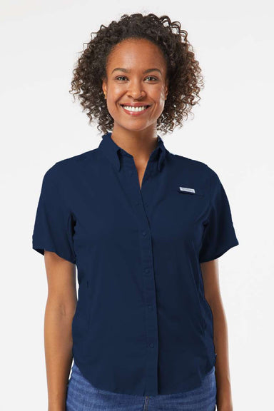 Columbia 212466 Womens PFG Tamiami II Short Sleeve Button Down Shirt Collegiate Navy Blue Model Front