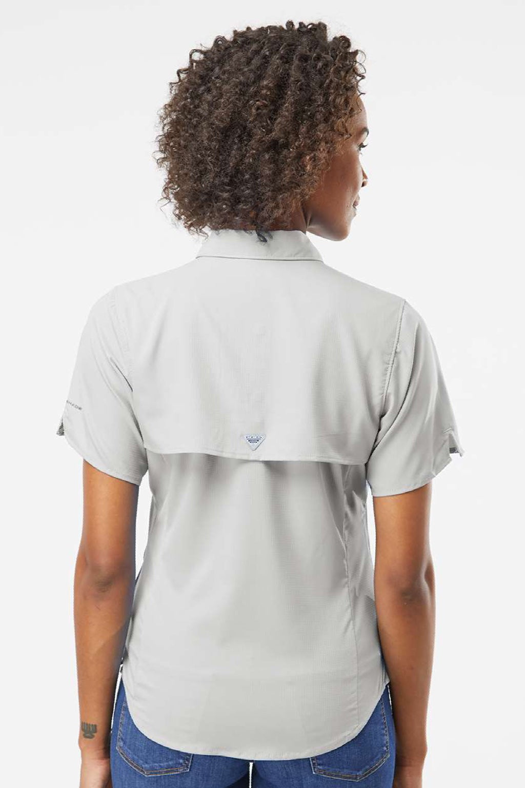 Columbia 212466 Womens PFG Tamiami II Short Sleeve Button Down Shirt Cool Grey Model Back