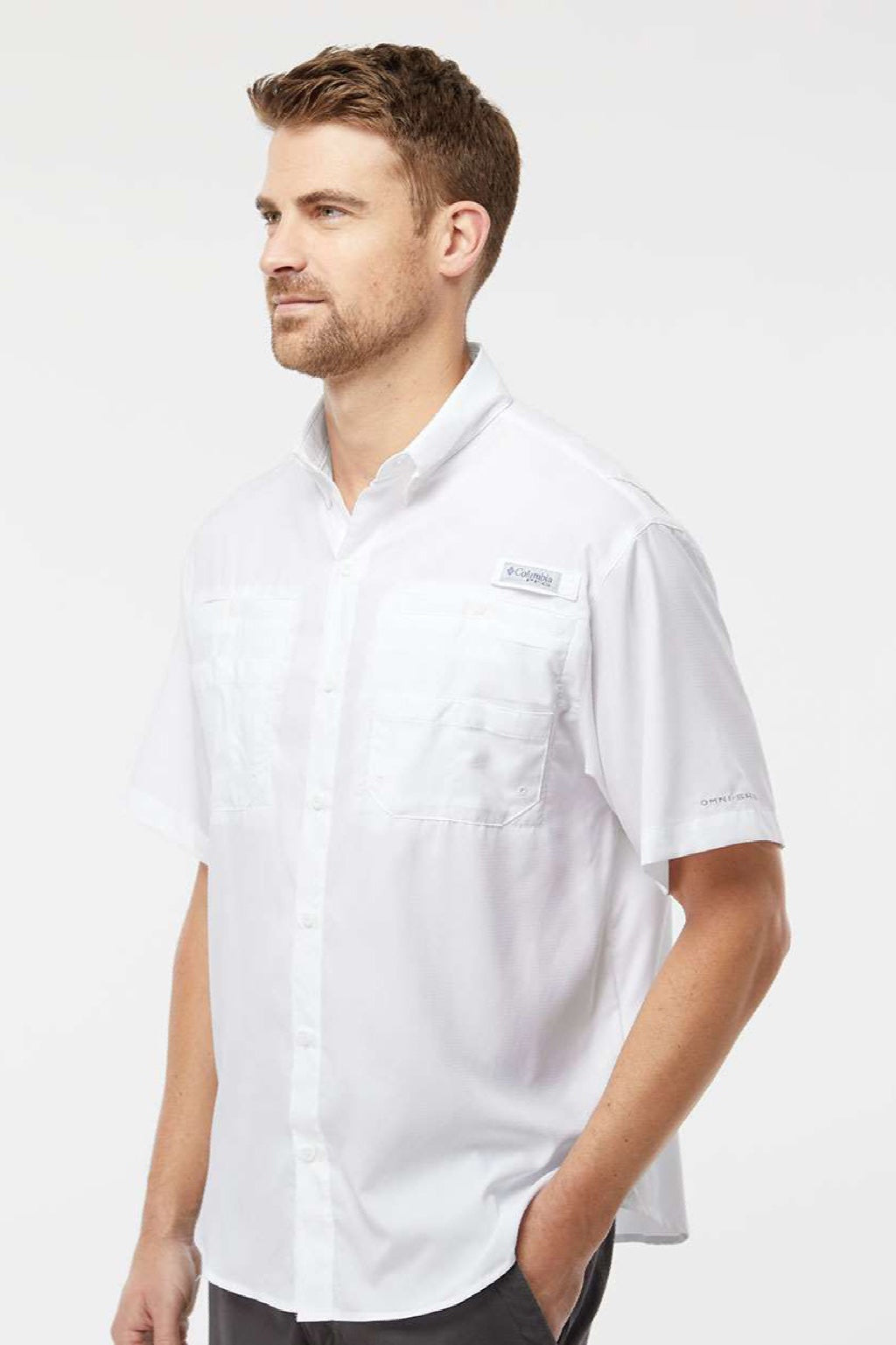Columbia 212468 Mens PFG Tamiami II Short Sleeve Button Down Shirt w/ Double Pockets White Model Side