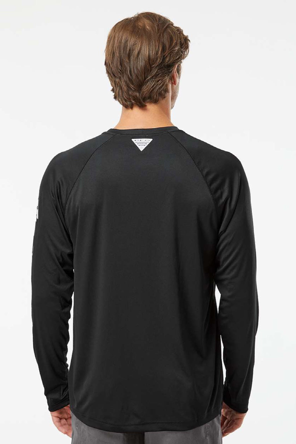 Columbia 212472 Mens PFG Terminal Tackle Long Sleeve Crewneck T-Shirt Black/Cool Grey Model Back