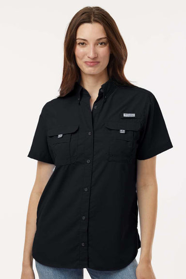 Columbia 212473 Womens PFG Bahama Short Sleeve Button Down Shirt w/ Double Pockets Black Model Front