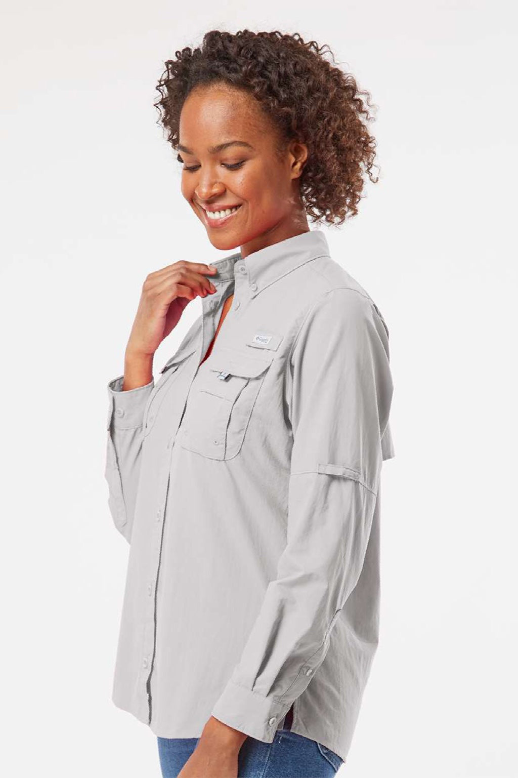 Columbia 212474 Womens PFG Bahama Long Sleeve Button Down Shirt w/ Double Pockets Cool Grey Model Side