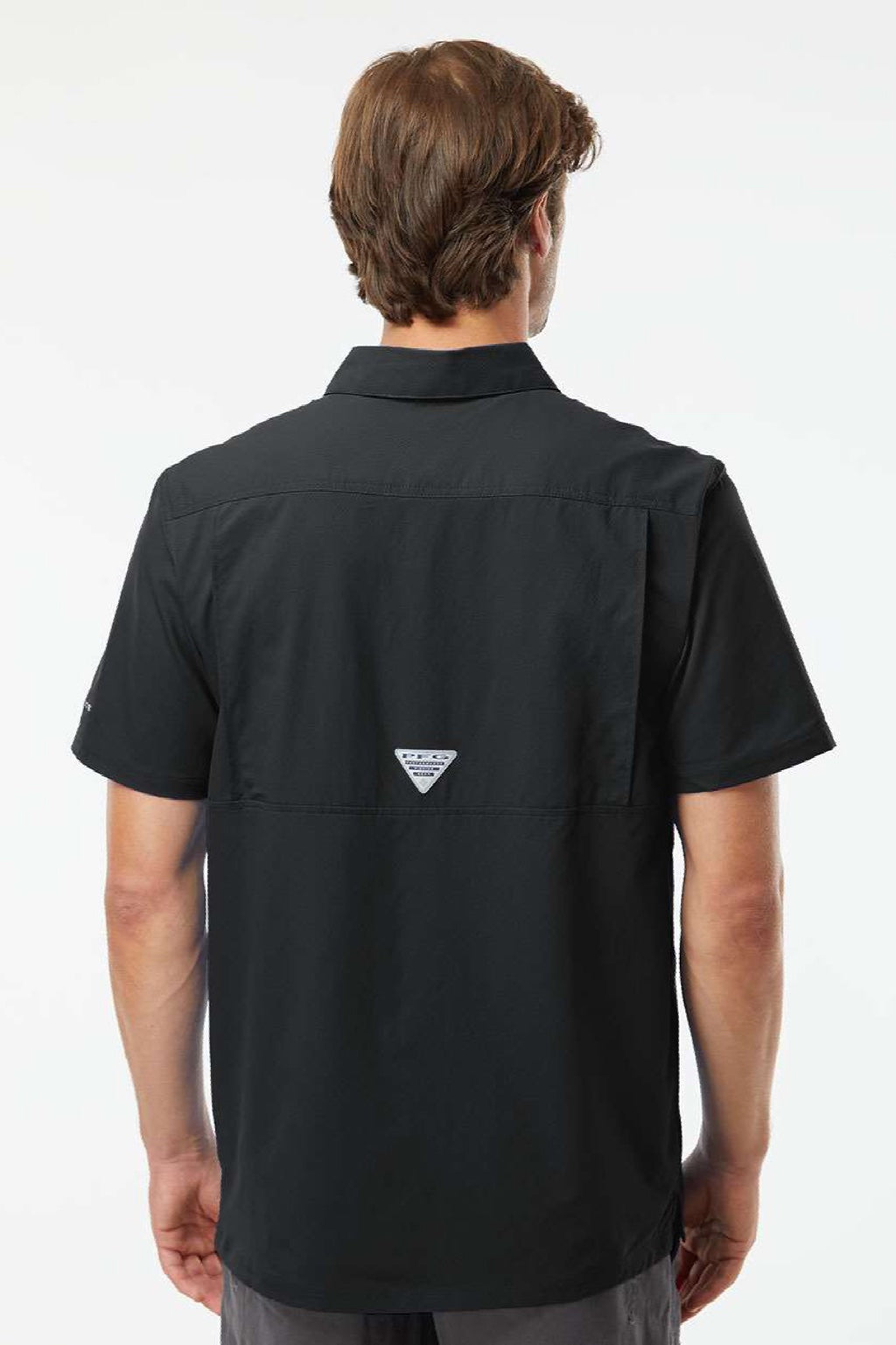 Columbia 212484 Mens PFG Slack Tide Moisture Wicking Short Sleeve Button Down Camp Shirt w/ Pocket Black Model Back
