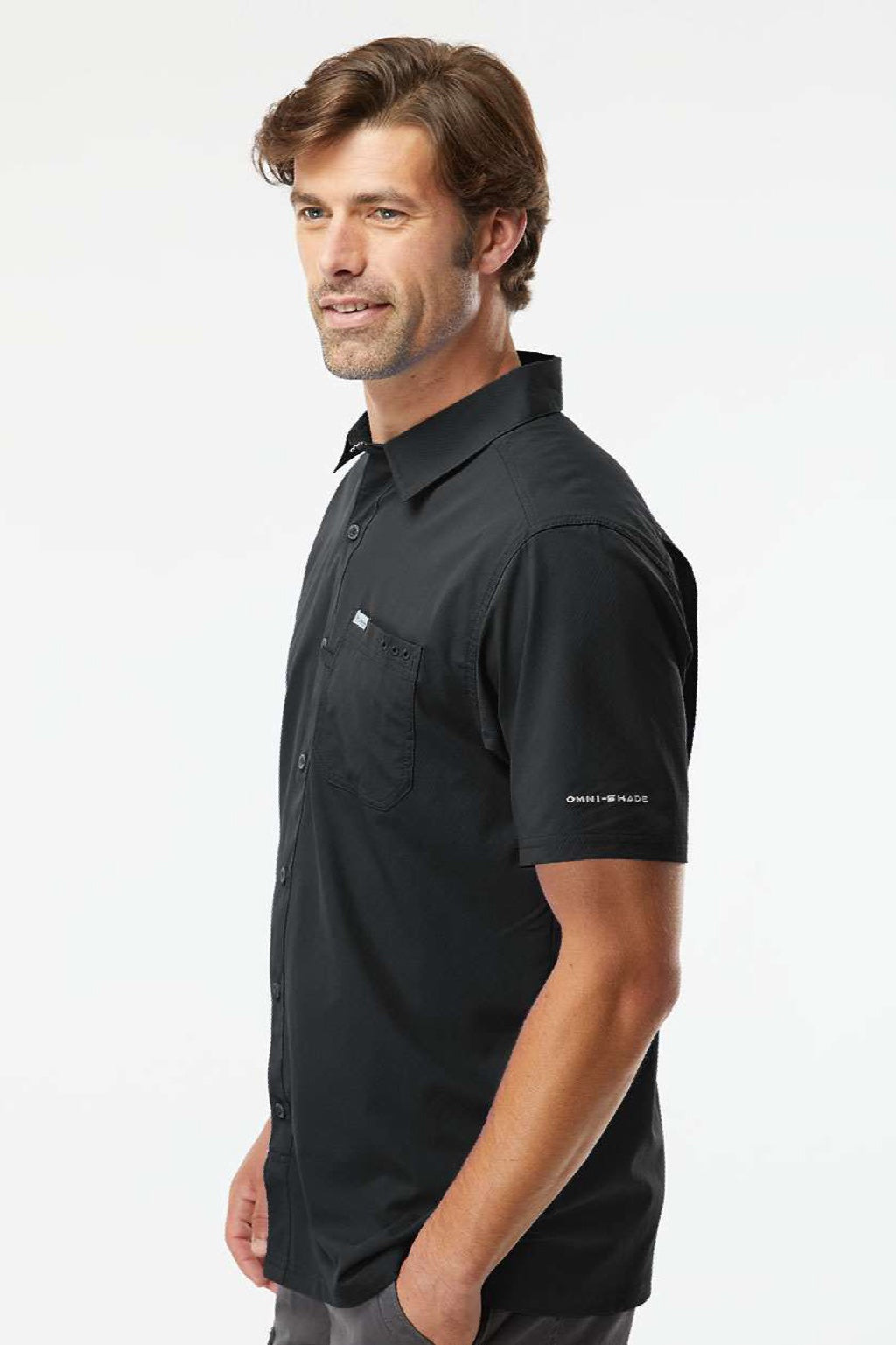 Columbia 212484 Mens PFG Slack Tide Moisture Wicking Short Sleeve Button Down Camp Shirt w/ Pocket Black Model Side