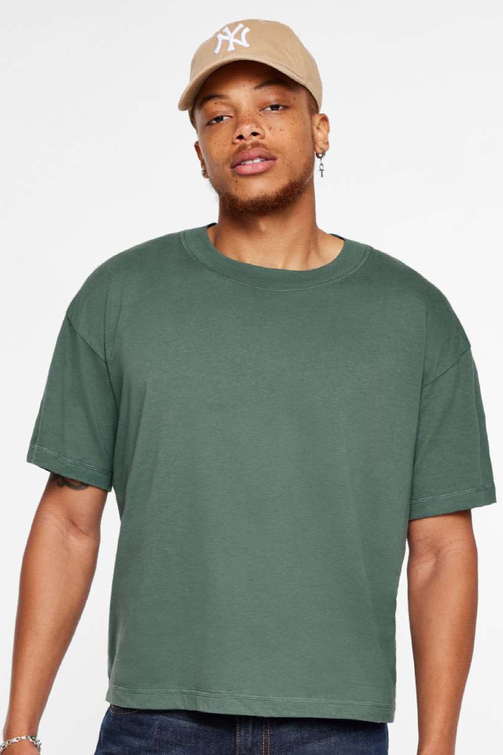 LAT 3520 Mens Relaxed Short Sleeve Crewneck T-Shirt Basil Green Model Front