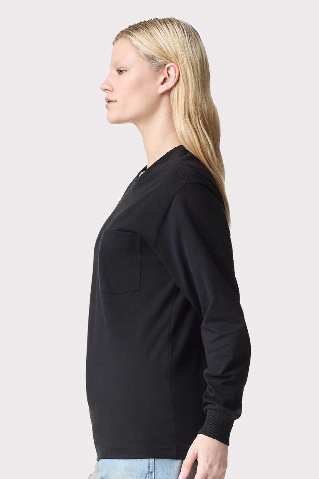 American Apparel 9410 Mens Super Heavyweight Long Sleeve T-Shirt w/ Pocket Black Model Side