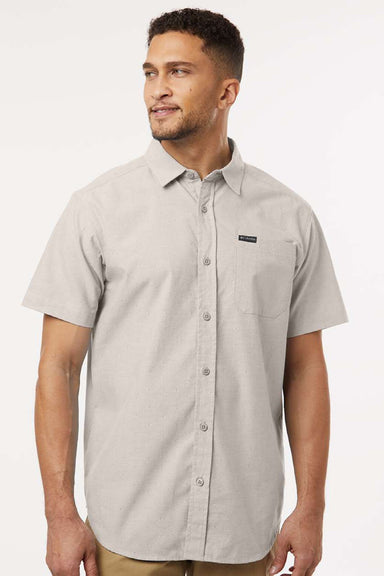 Columbia 199080 Mens Rapid Rivers Short Sleeve Button Down Shirt w/ Pocket Dark Stone Model Front