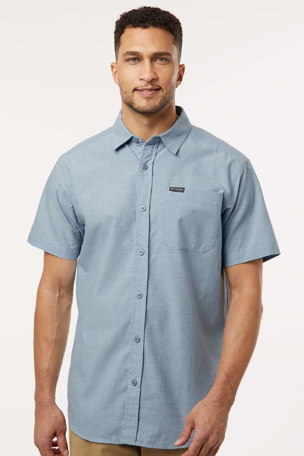 Columbia 199080 Mens Rapid Rivers Short Sleeve Button Down Shirt w/ Pocket Ripple Blue Model Front
