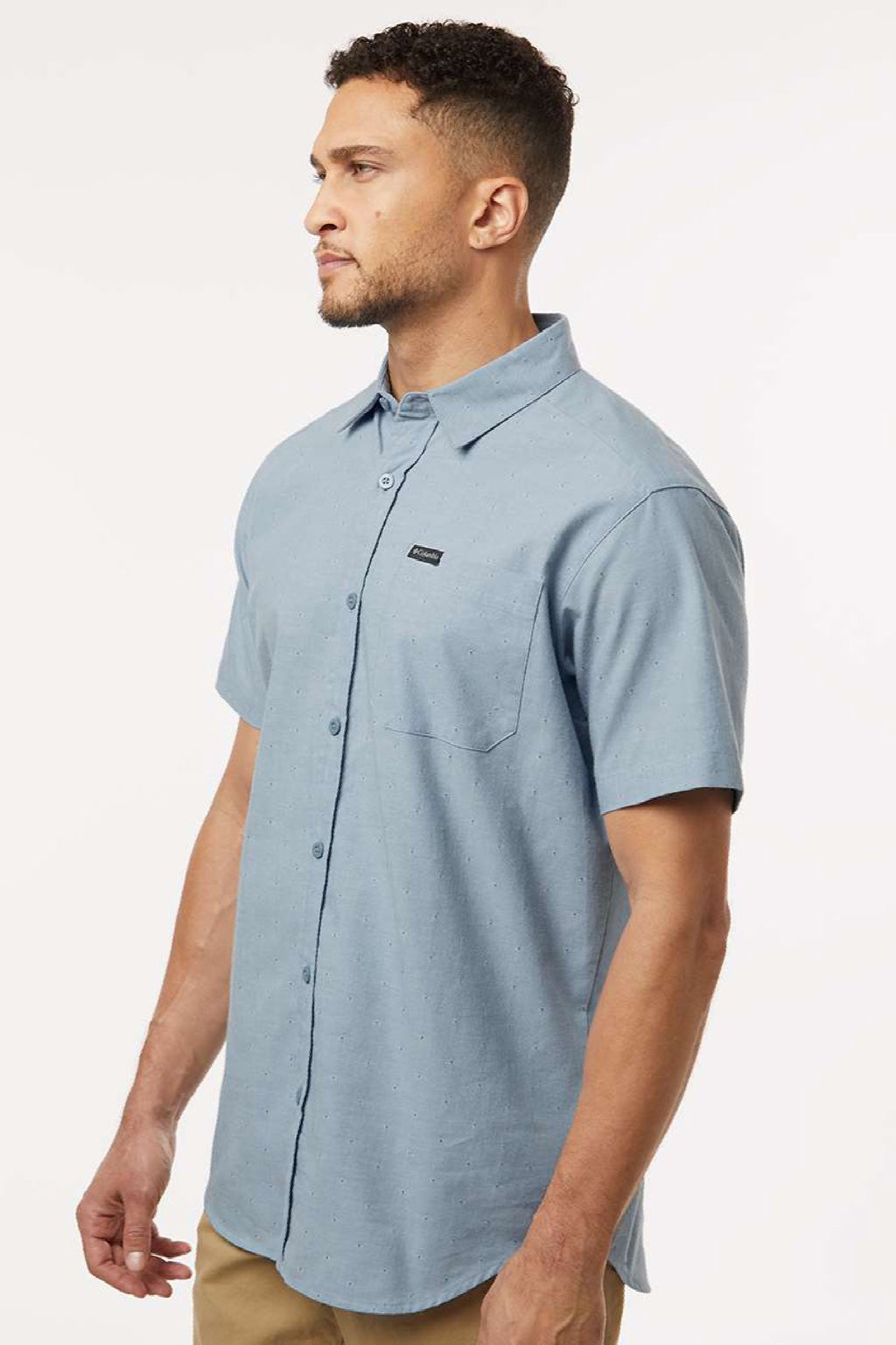 Columbia 199080 Mens Rapid Rivers Short Sleeve Button Down Shirt w/ Pocket Ripple Blue Model Side