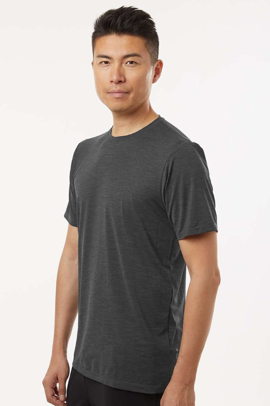 Anetik MVLPRS8 Mens Low Pro Tech Short Sleeve Crewneck T-Shirt Heather Charcoal Grey Model Side