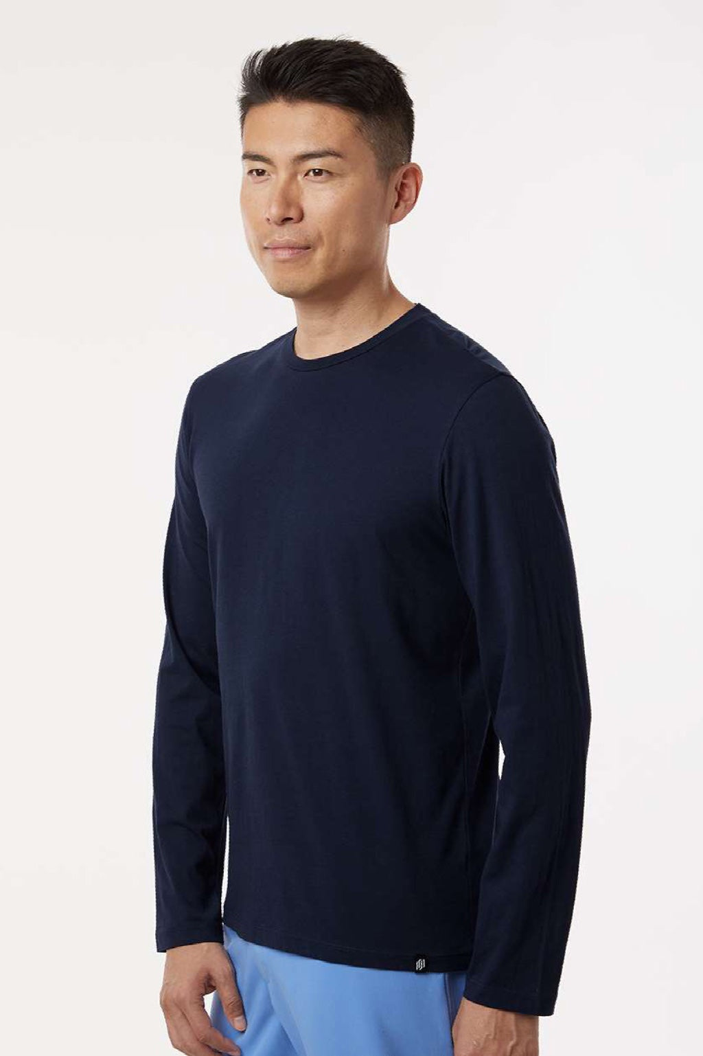 Jaanuu M30002U Mens RegenX Underscrub Long Sleeve Crewneck T-Shirt Midnight Navy Blue Model Side