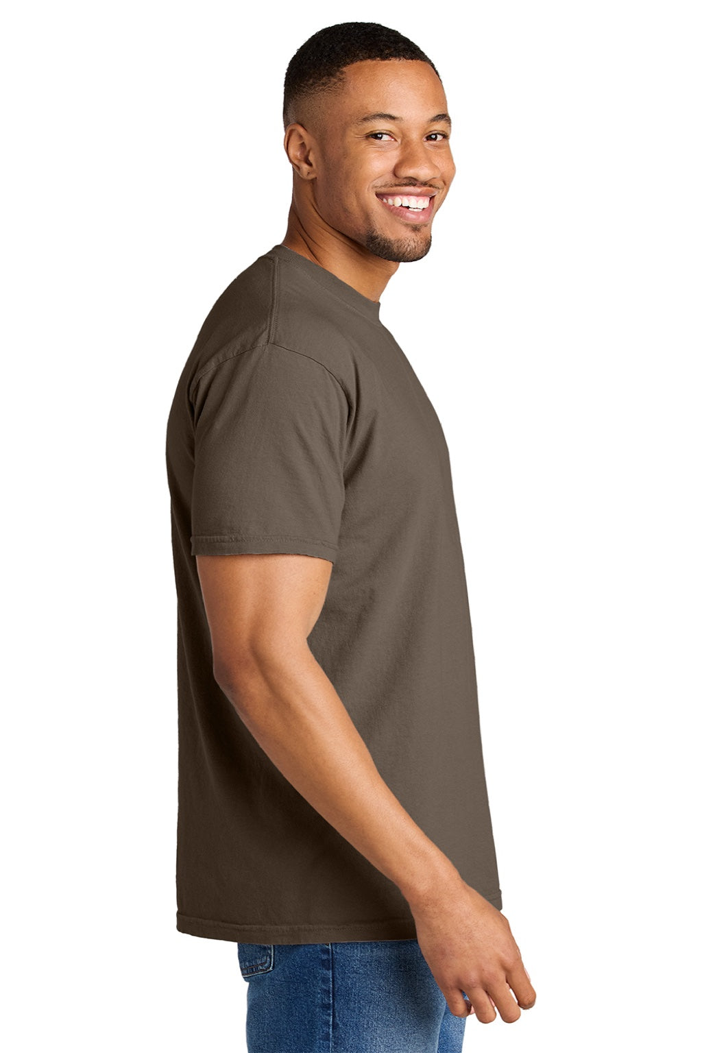 Comfort Colors 1717 Mens Short Sleeve Crewneck T-Shirt Espresso Brown Model Side
