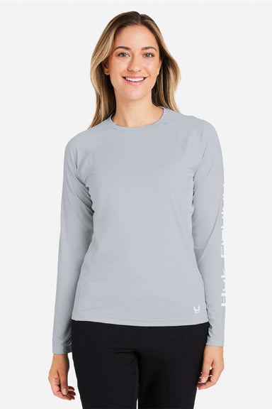 Huk H612L04 Womens LoPro Pursuit Long Sleeve Crewneck T-Shirt Harbor Mist Grey Model Front