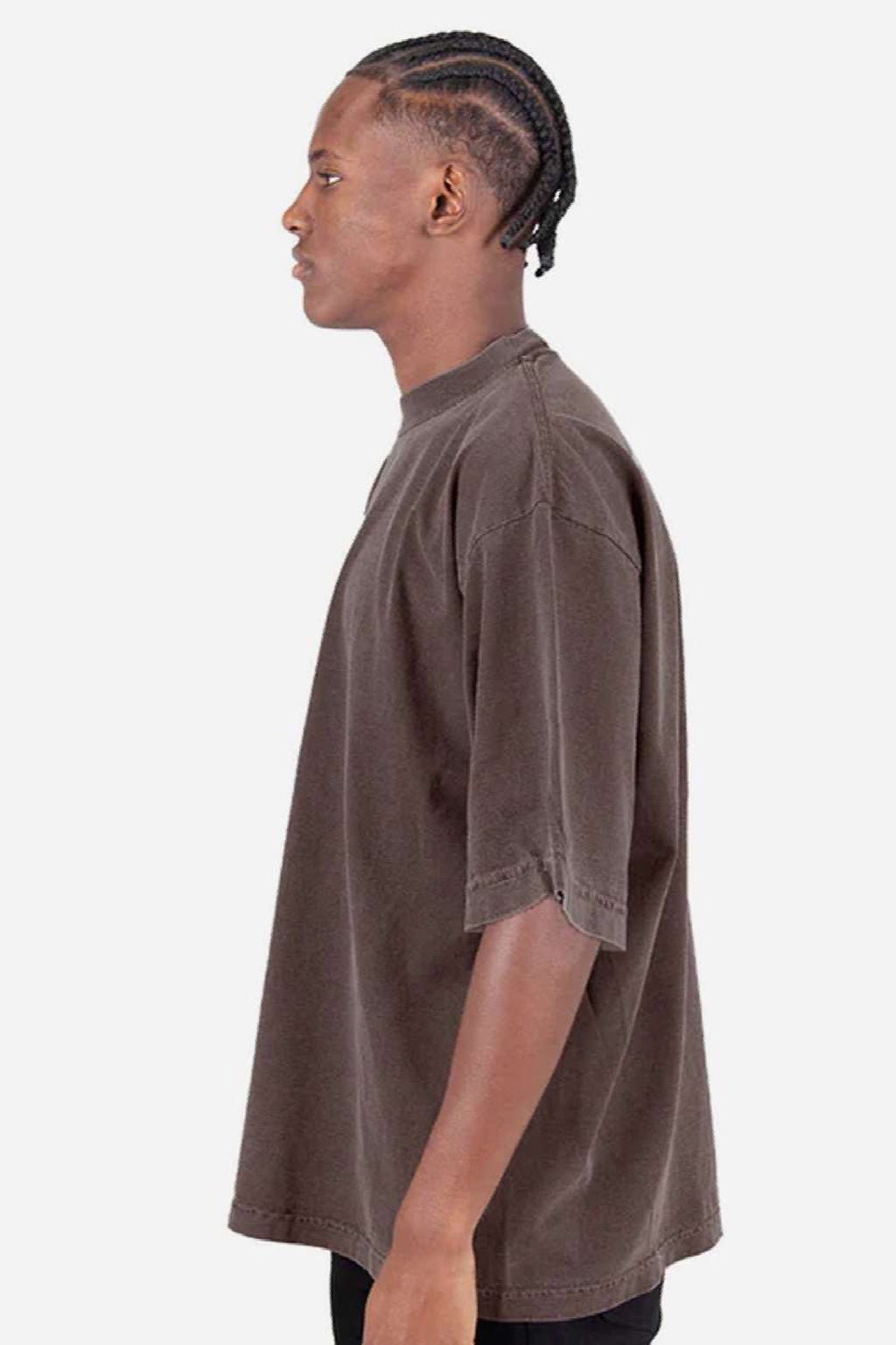 Shaka Wear SHGDD Mens Garment Dyed Drop Shoulder Short Sleeve Crewneck T-Shirt Mocha Brown Model Side