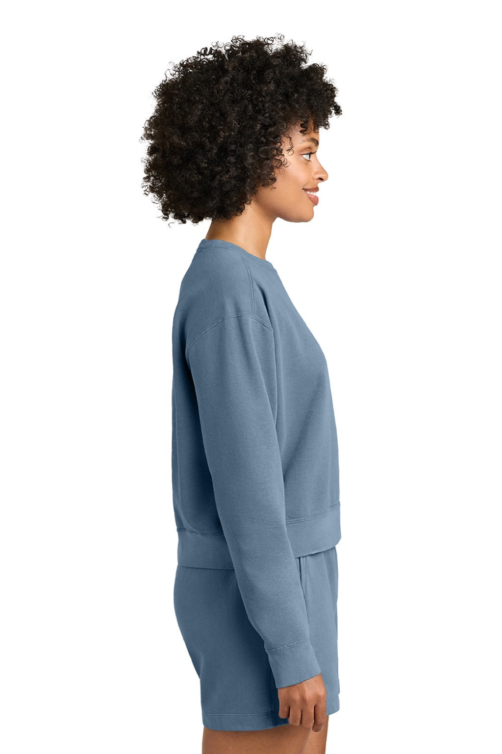 Comfort Colors 1566L Womens Crewneck Sweatshirt Blue Jean Model Side
