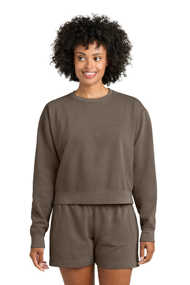 Comfort Colors 1566L Womens Crewneck Sweatshirt Espresso Brown Model Front
