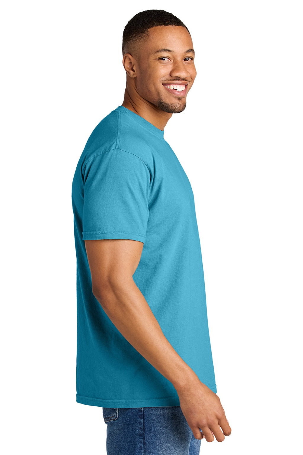 Comfort Colors 1717 Mens Short Sleeve Crewneck T-Shirt Sapphire Blue Model Side