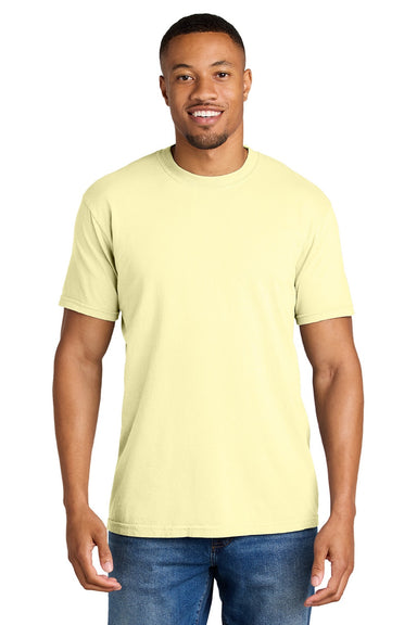 Comfort Colors 1717 Mens Short Sleeve Crewneck T-Shirt Banana Yellow Model Front