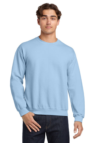 Gildan 18000 Mens Pill Resistant Fleece Crewneck Sweatshirt Light Blue Model Front