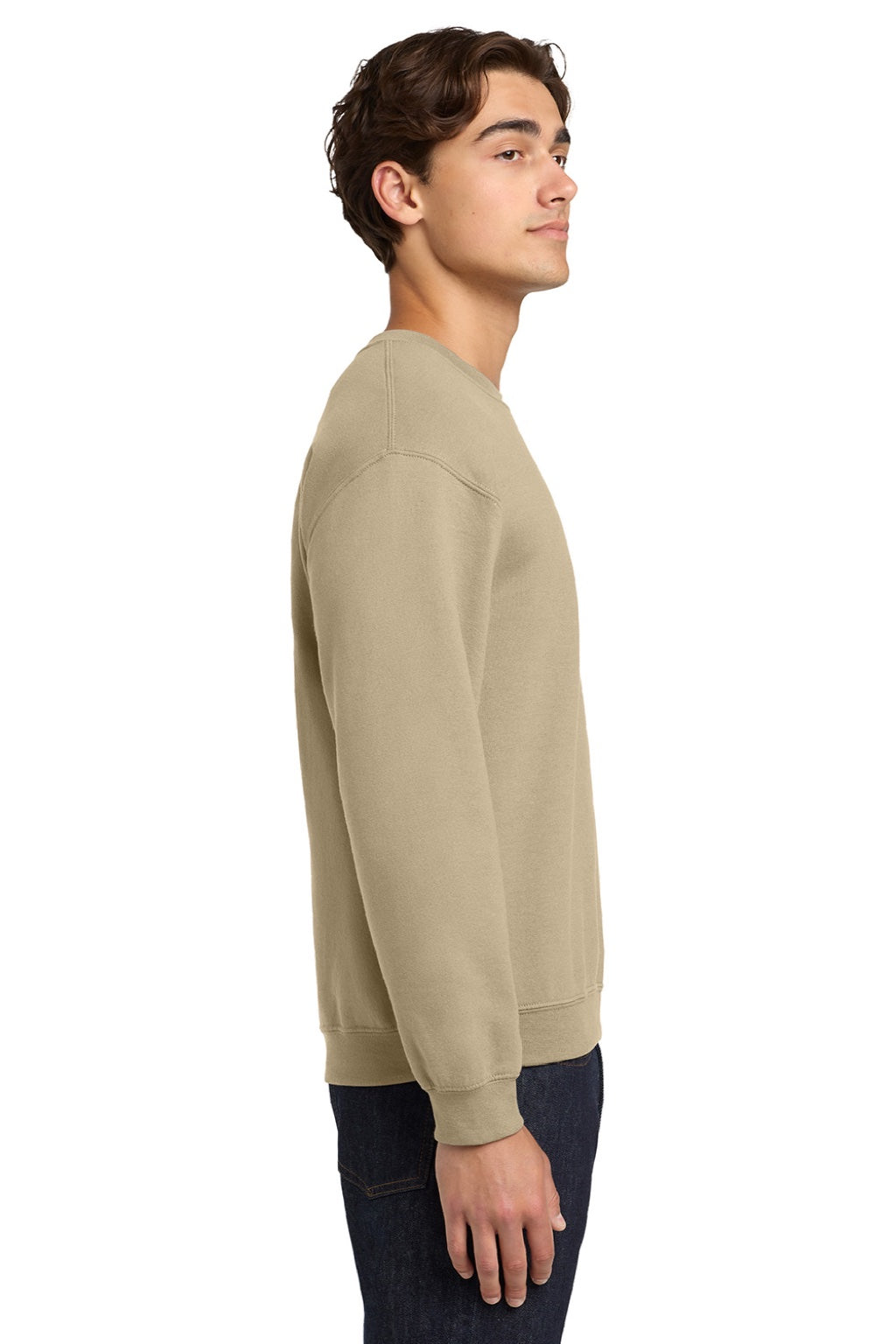 Gildan 18000 Mens Pill Resistant Fleece Crewneck Sweatshirt Sand Model Side