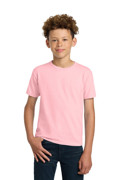 Gildan 2000B Youth Ultra Short Sleeve Crewneck T-Shirt Light Pink Model Front
