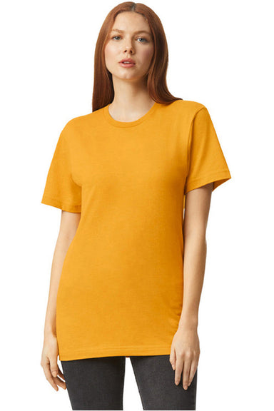 American Apparel 2001CVC Mens CVC Short Sleeve Crewneck T-Shirt Heather Mustard Yellow Model Front