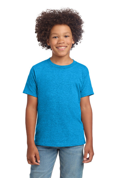 Gildan 64000B Youth Softstyle Short Sleeve Crewneck T-Shirt Heather Sapphire Blue Model Front