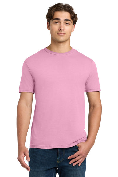 Gildan 64000 Mens Softstyle Short Sleeve Crewneck T-Shirt Fan Candy Pink Model Front