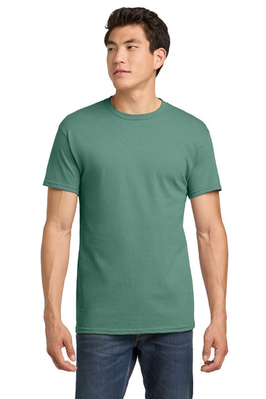 Gildan 5000 Mens Short Sleeve Crewneck T-Shirt Aquatic Green Model Front