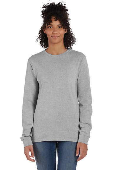 Hanes 5286 Mens Essential-T Long Sleeve Crewneck T-Shirt Oxford Grey Model Front