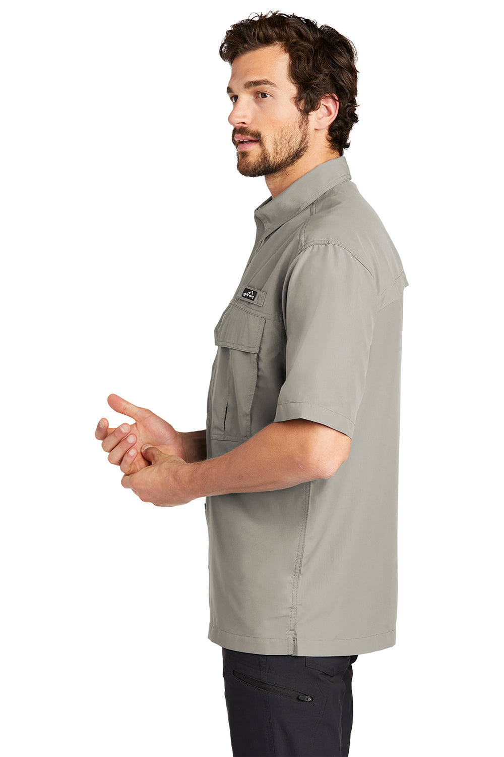 Eddie Bauer EB602 Mens Performance Fishing Moisture Wicking Short Sleeve Button Down Shirt w/ Double Pockets Driftwood Model Side