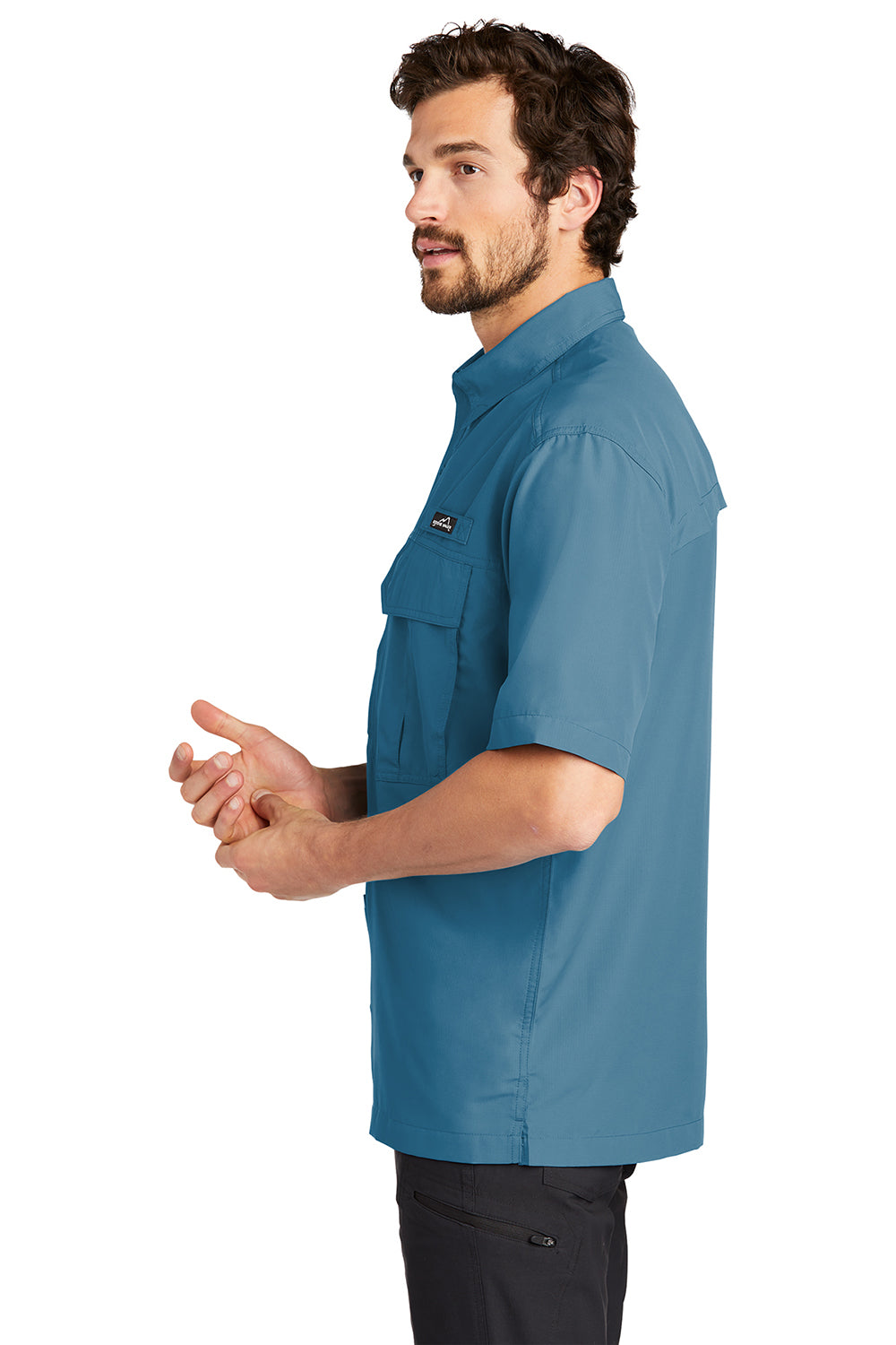 Eddie Bauer EB602 Mens Performance Fishing Moisture Wicking Short Sleeve Button Down Shirt w/ Double Pockets Gulf Teal Blue Model Side