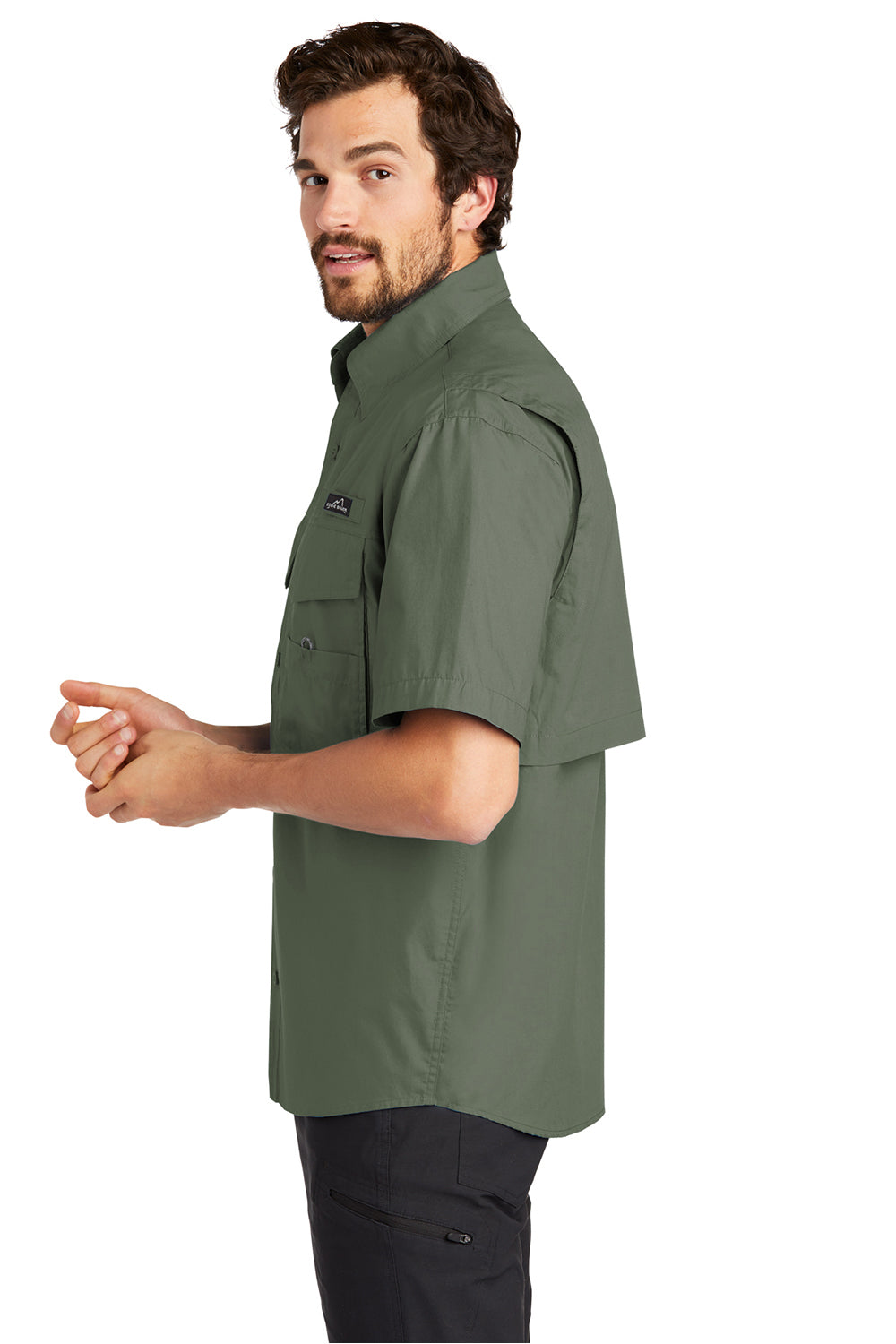 Eddie Bauer EB608 Mens Fishing Short Sleeve Button Down Shirt w/ Double Pockets Seagrass Green Model Side
