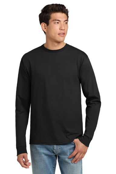Hanes 5586 Mens Authentic Long Sleeve Crewneck T-Shirt Black Model Front
