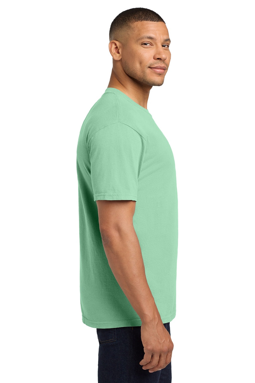 Comfort Colors 6030 Mens Short Sleeve Crewneck T-Shirt w/ Pocket Island Reef Green Model Side