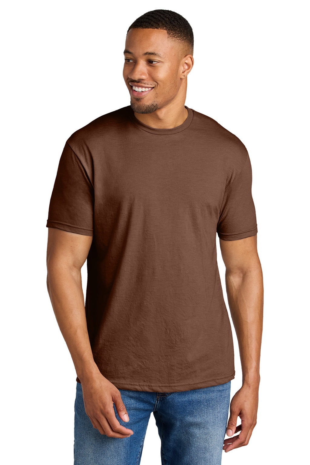 Gildan 64000CVC Mens Softstyle CVC Short Sleeve Crewneck T-Shirt Cocoa Brown Mist Model Front