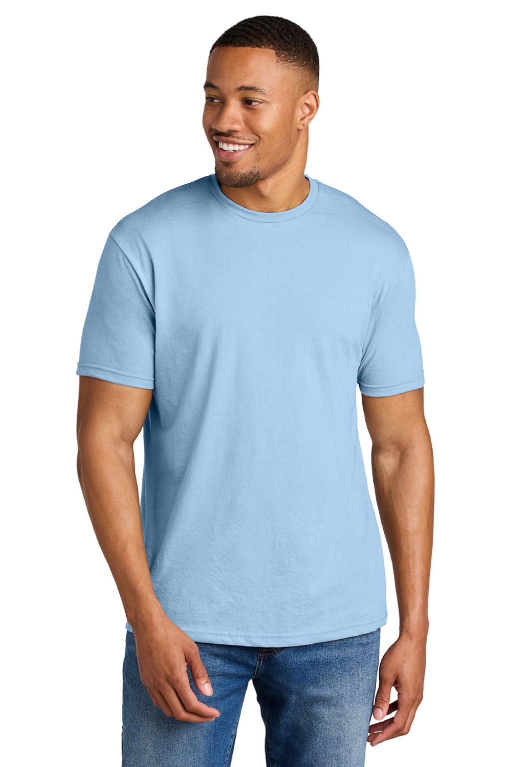 Gildan 64000CVC Mens Softstyle CVC Short Sleeve Crewneck T-Shirt Light Blue Mist Model Front