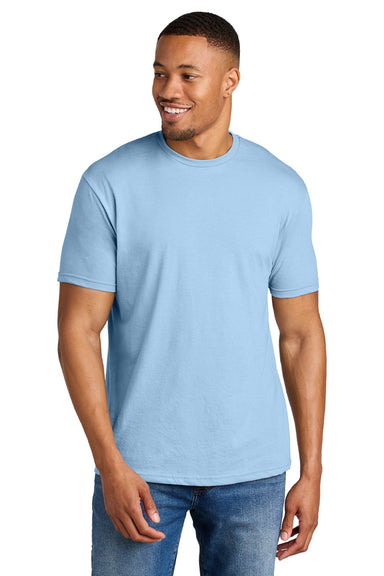 Gildan 64000CVC Mens Softstyle CVC Short Sleeve Crewneck T-Shirt Light Blue Mist Model Front