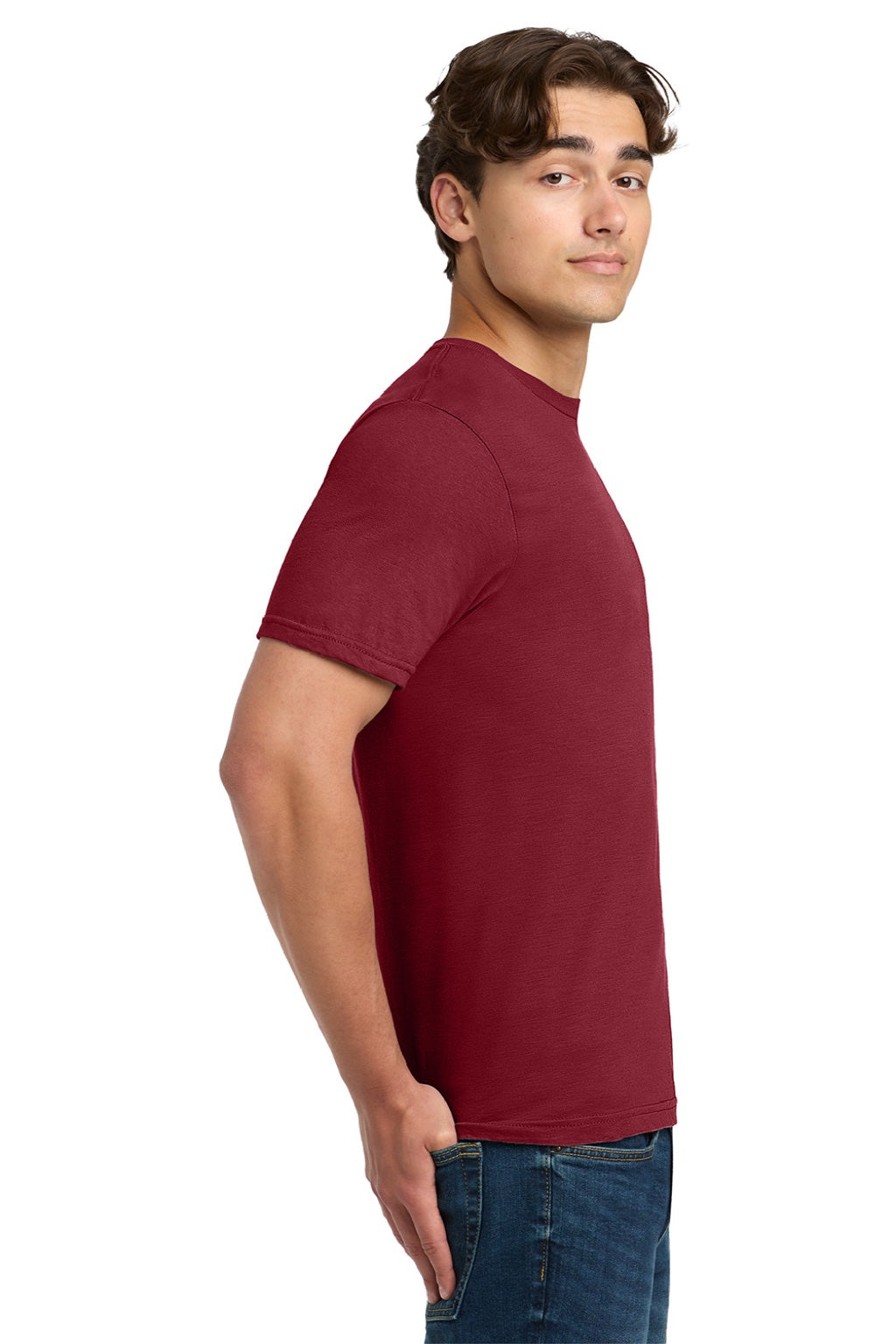 Gildan 64000 Mens Softstyle Short Sleeve Crewneck T-Shirt Cardinal Red Model Side