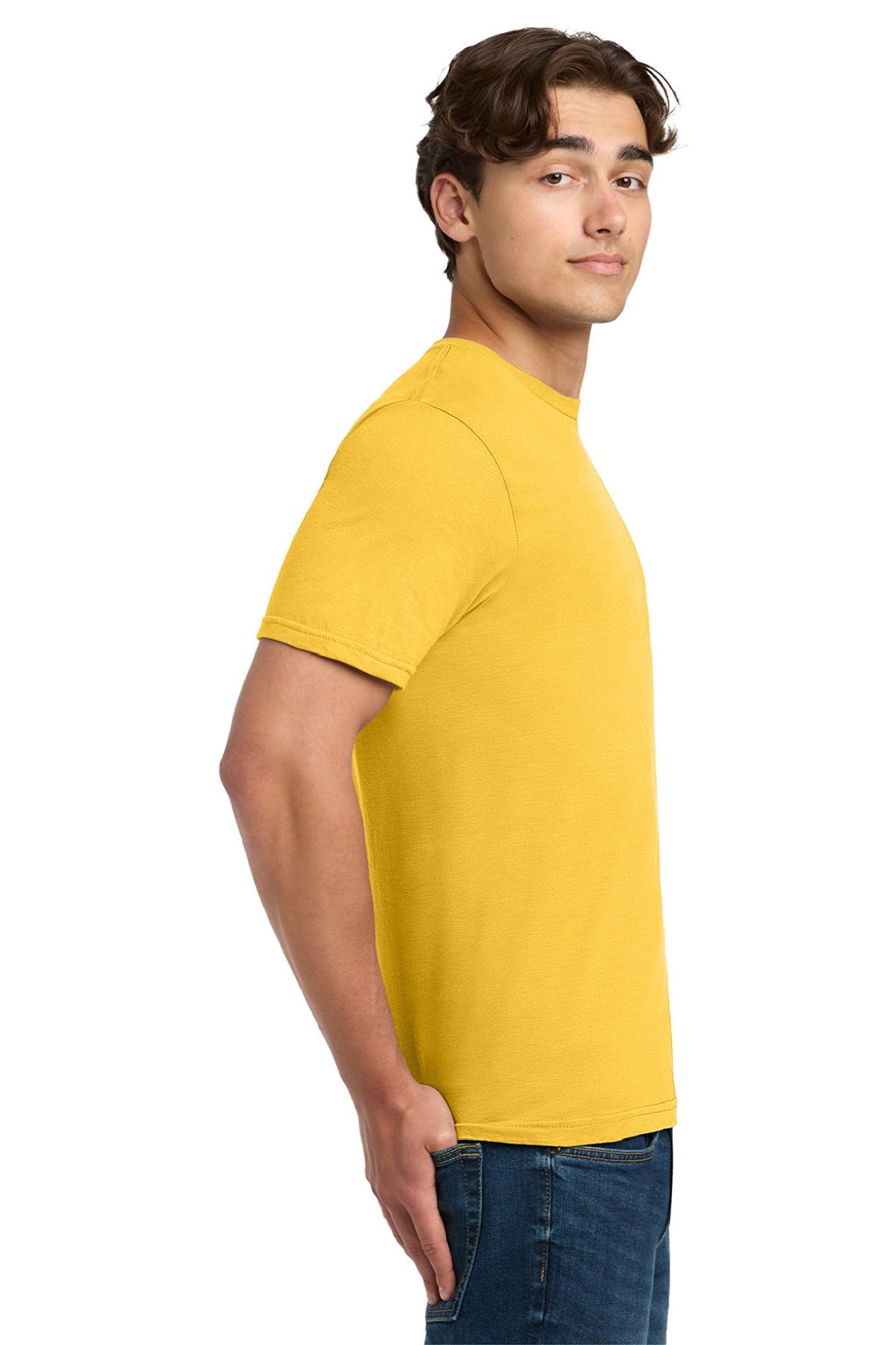 Gildan 64000 Mens Softstyle Short Sleeve Crewneck T-Shirt Daisy Yellow Model Side