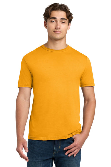 Gildan 64000 Mens Softstyle Short Sleeve Crewneck T-Shirt Gold Model Front
