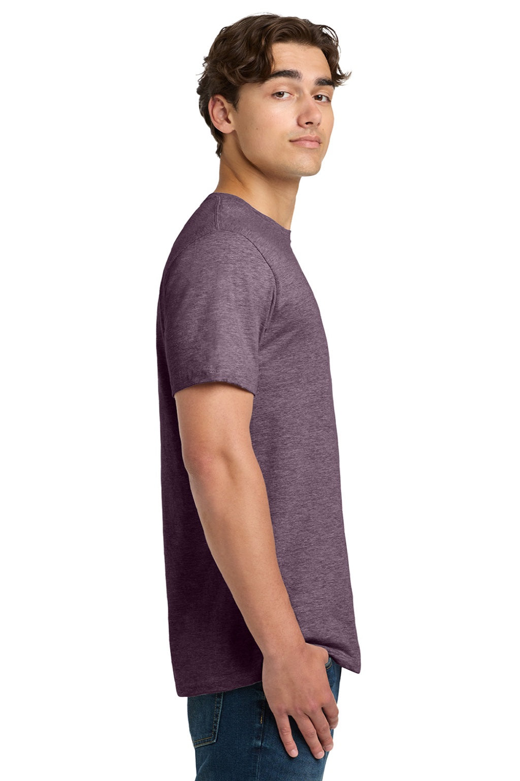 Gildan 64000 Mens Softstyle Short Sleeve Crewneck T-Shirt Heather Maroon Model Side