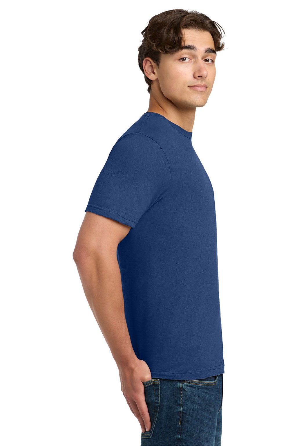 Gildan 64000 Mens Softstyle Short Sleeve Crewneck T-Shirt Metro Blue Model Side